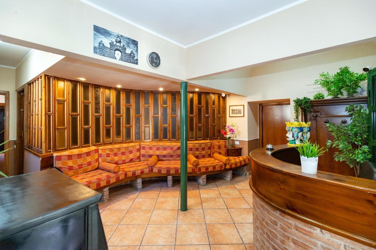 Stesicoro Exclusive Rooms 卡塔尼亚 外观 照片