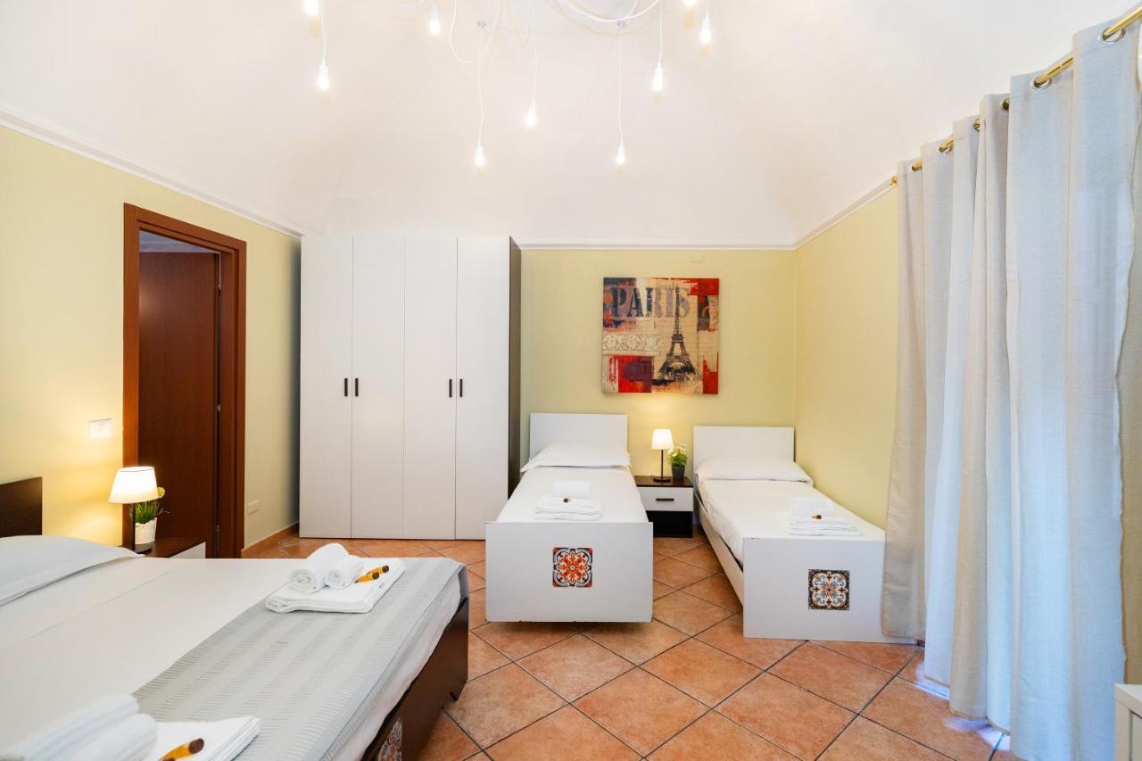 Stesicoro Exclusive Rooms 卡塔尼亚 外观 照片