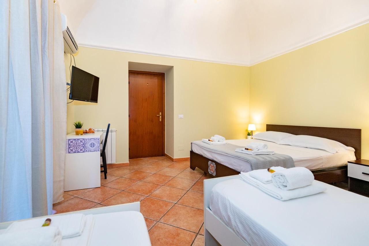 Stesicoro Exclusive Rooms 卡塔尼亚 外观 照片