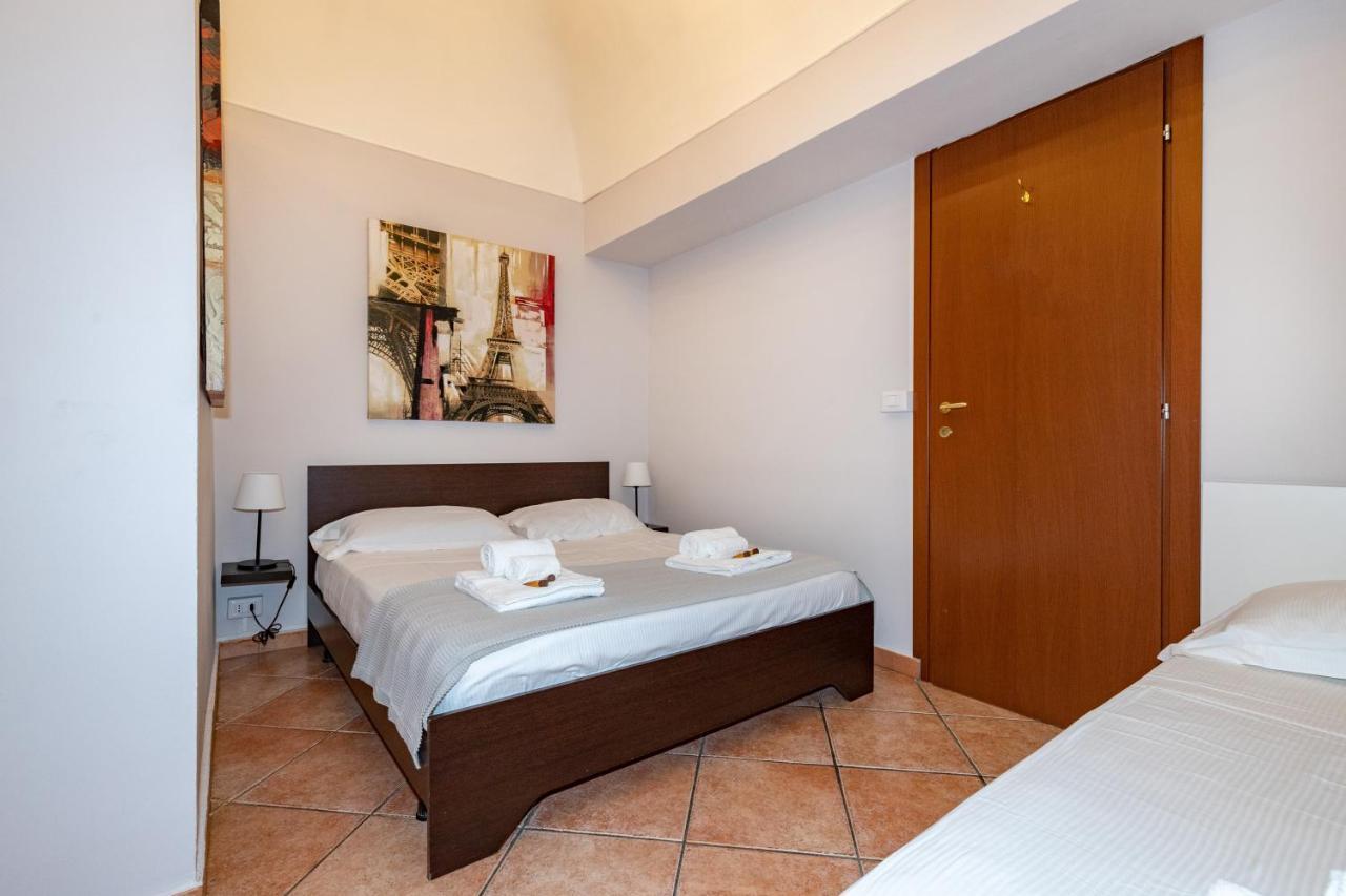 Stesicoro Exclusive Rooms 卡塔尼亚 外观 照片