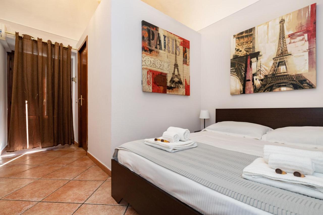 Stesicoro Exclusive Rooms 卡塔尼亚 外观 照片