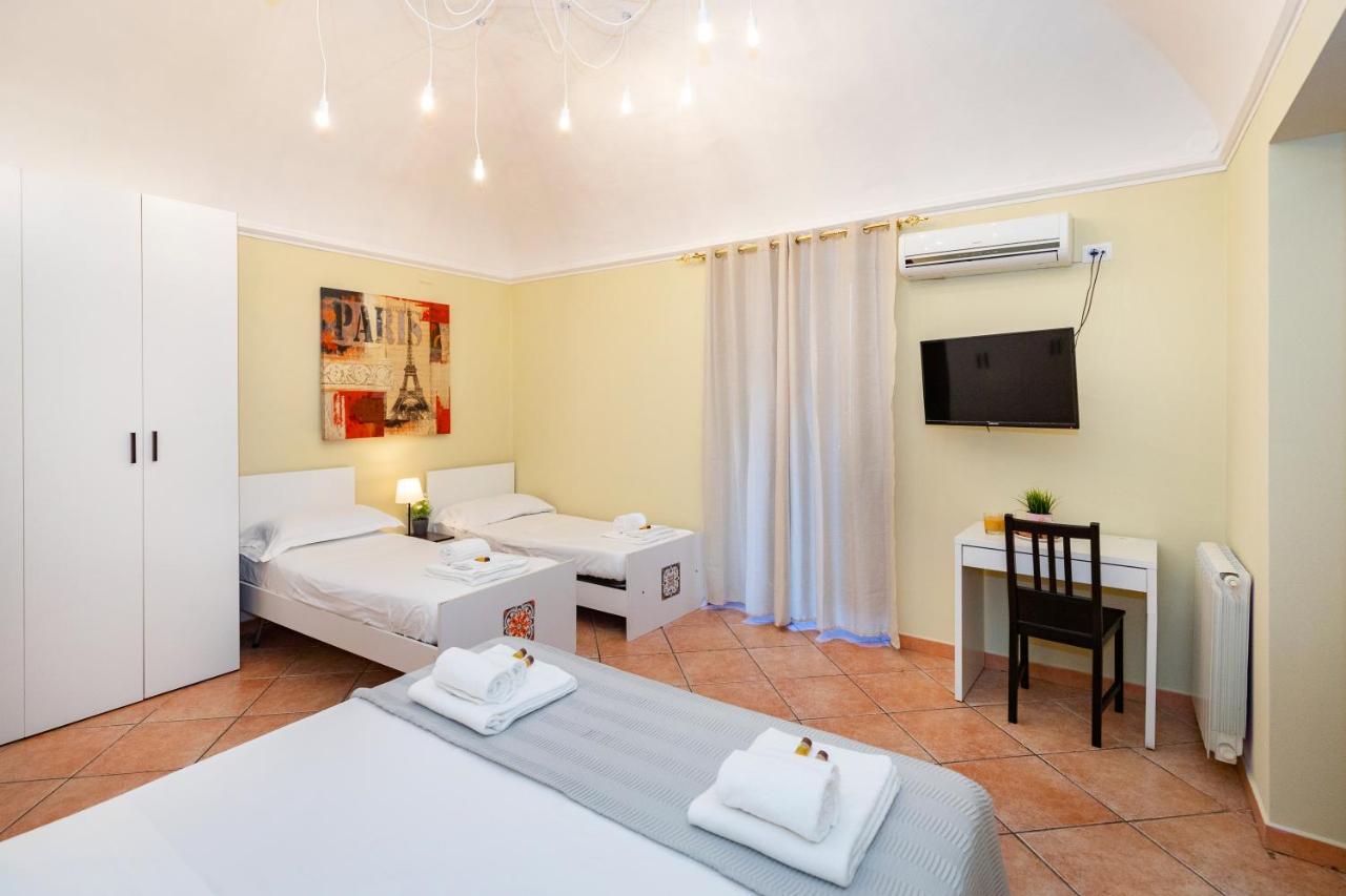 Stesicoro Exclusive Rooms 卡塔尼亚 外观 照片