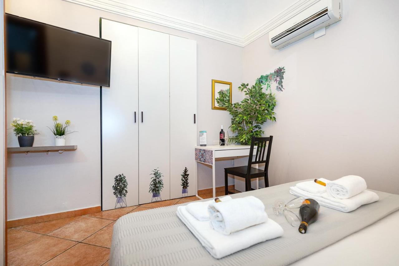 Stesicoro Exclusive Rooms 卡塔尼亚 外观 照片