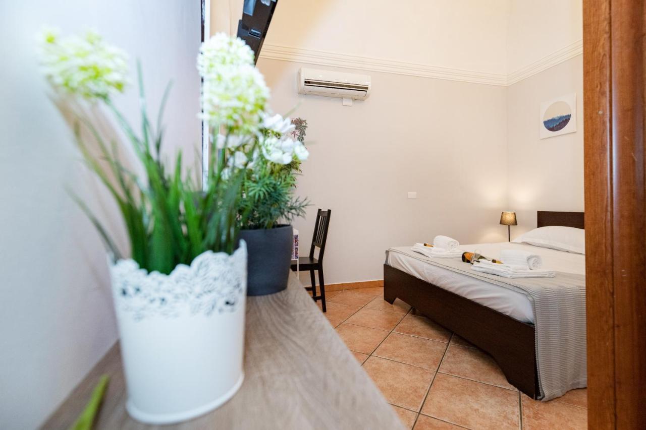 Stesicoro Exclusive Rooms 卡塔尼亚 外观 照片