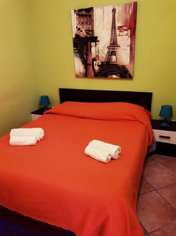 Stesicoro Exclusive Rooms 卡塔尼亚 外观 照片