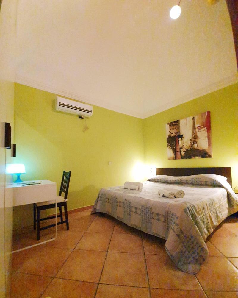 Stesicoro Exclusive Rooms 卡塔尼亚 外观 照片